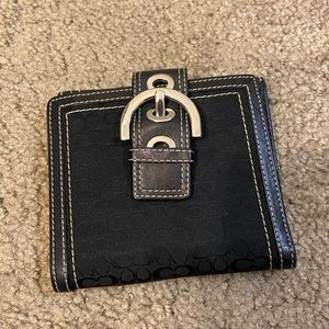 EUC Coach bifold wallet, buckle closure